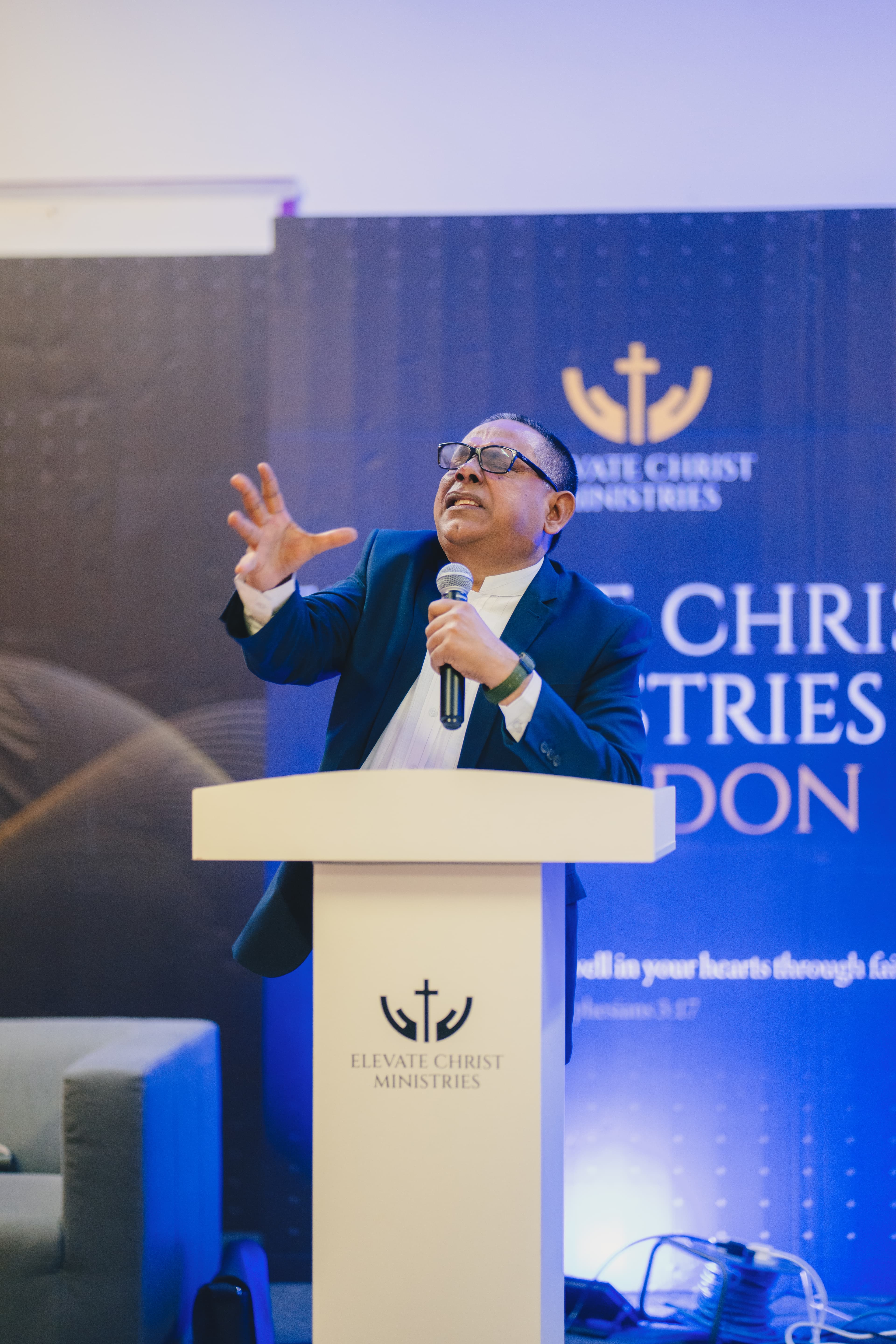 Pastor Babu Cherian delivering a message
